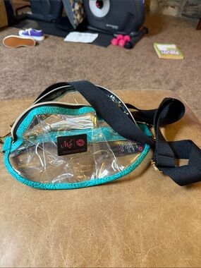 Makeup Junkie Clear Teal-Trim Crossbody Bag